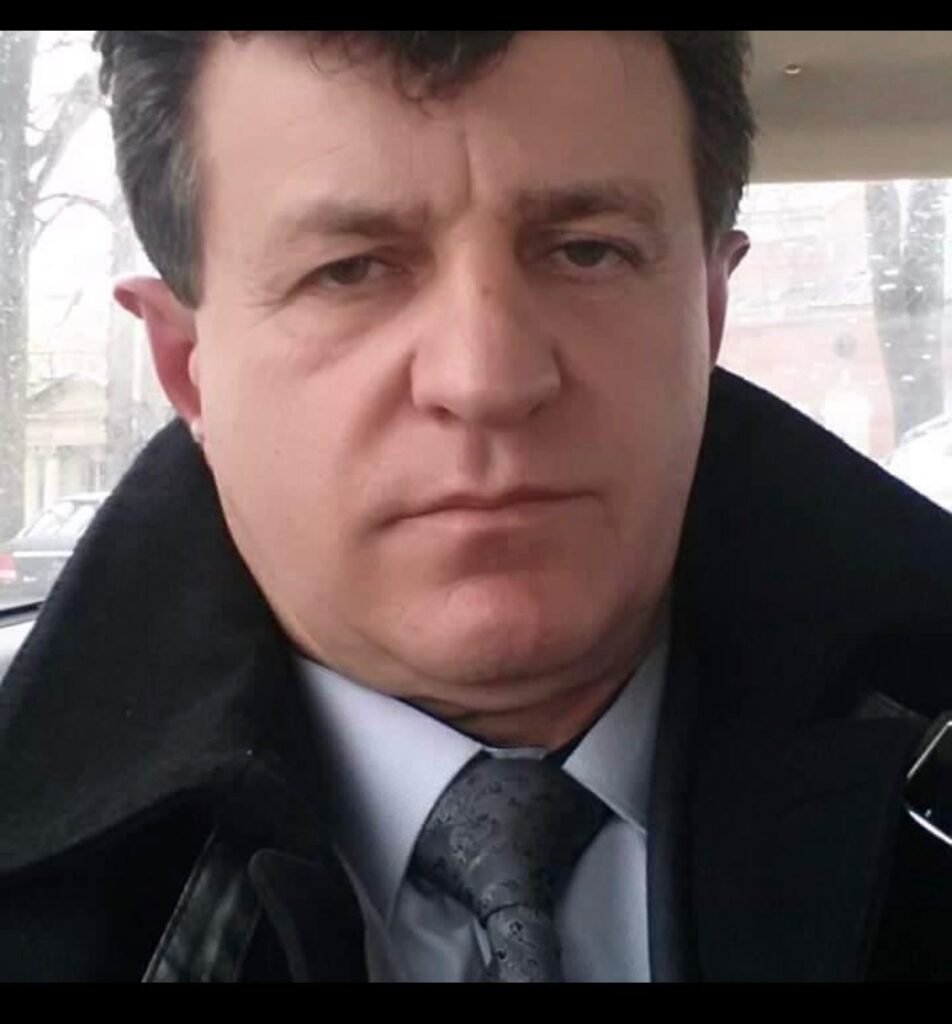 Nevoja për një model të ri politik. Nevoja për një model të ri politik.