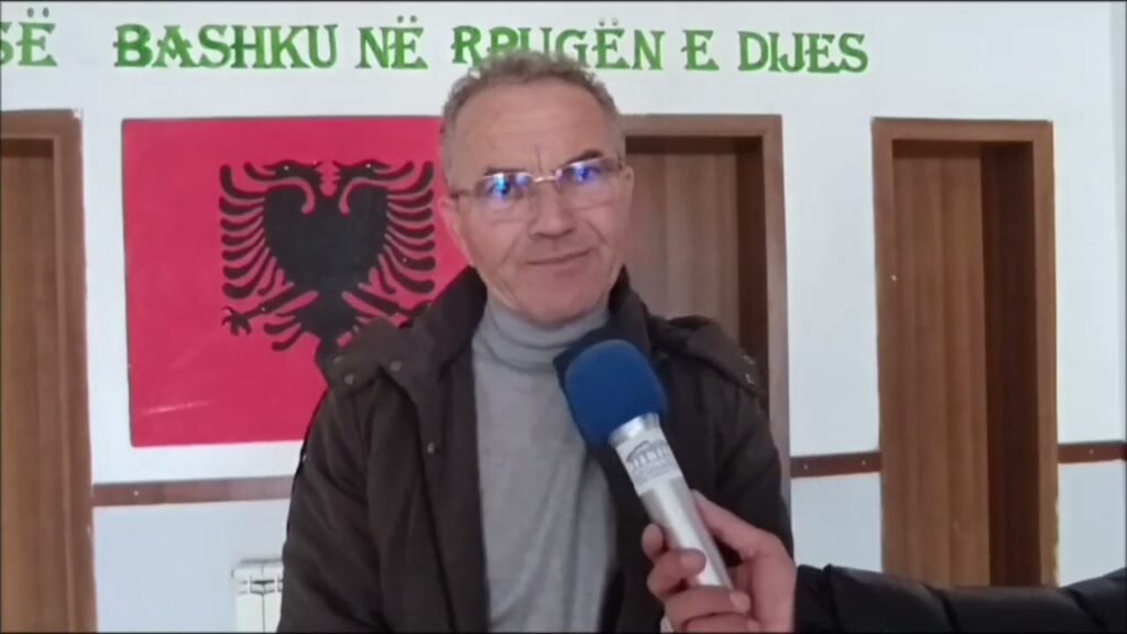 Kronikë: Sistemi ngrohës në çerdhet, kopshtet dhe shkollat e bashkisë Divjakë.