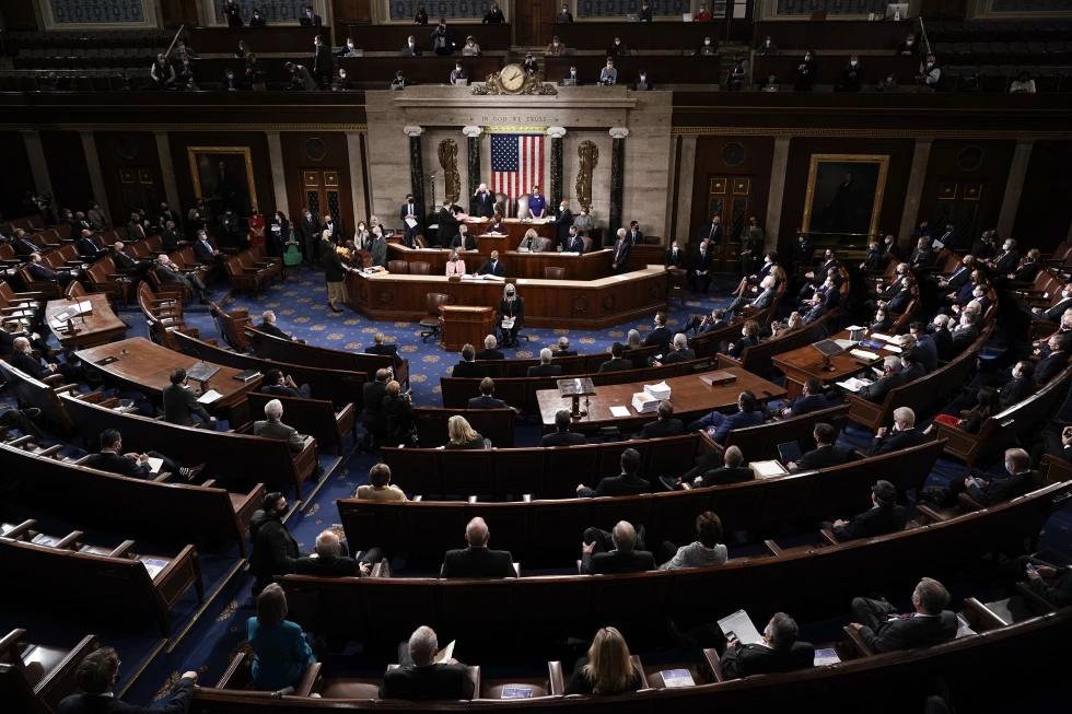 Trump kthehet në pushtet mes jehonës së 6 janarit