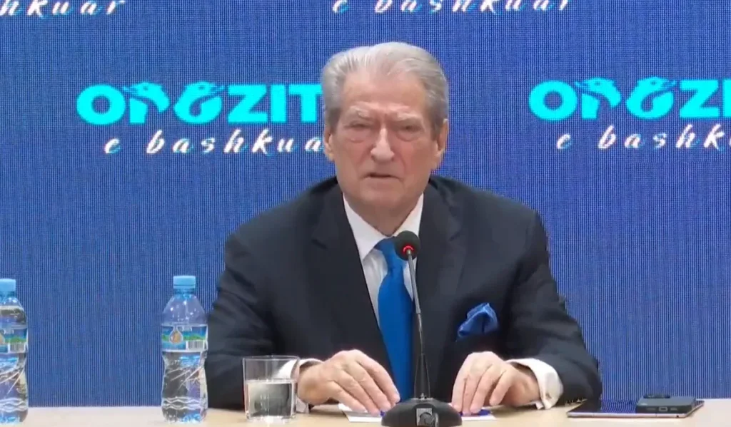 Video – Kryetari i PD Sali Berisha takim me aleatët e Federatës së Bashkuar Video – Kryetari i PD Sali Berisha takim me aleatët e Federatës së Bashkuar