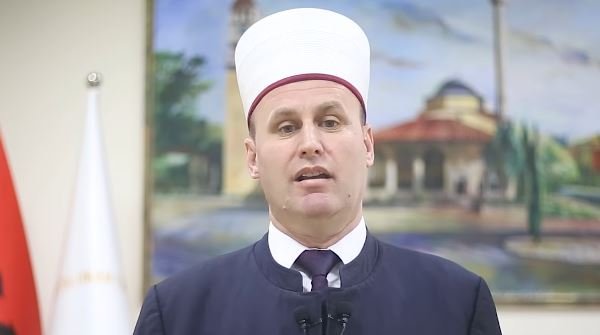 Ramazani fillon nesër, Bujar Spahiu uron besimtarët: Agjërim të lehtë dhe të pranuar!