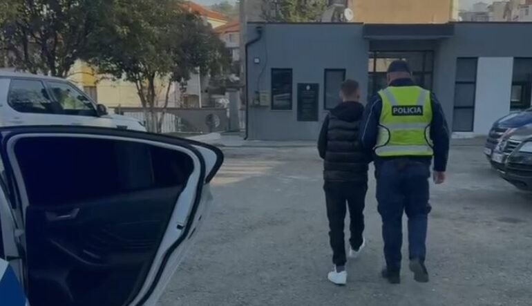Parakalimi i gabuar që çoi në arrestim: Policia ndalon një të kërkuar në Qukës