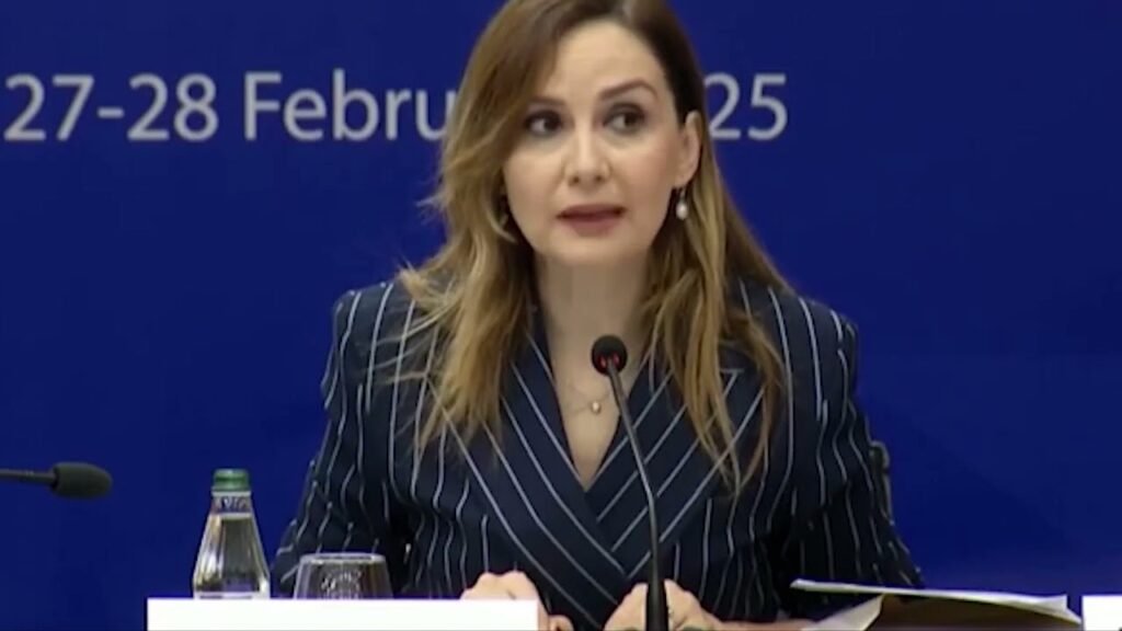 TABAKU: SHQIPËRIA NUK KA ASNJË DYSHIM QË TË ARDHMEN E KA BRENDA BASHKIMIT EUROPIAN TABAKU: SHQIPËRIA NUK KA ASNJË DYSHIM QË TË ARDHMEN E KA BRENDA BASHKIMIT EUROPIAN