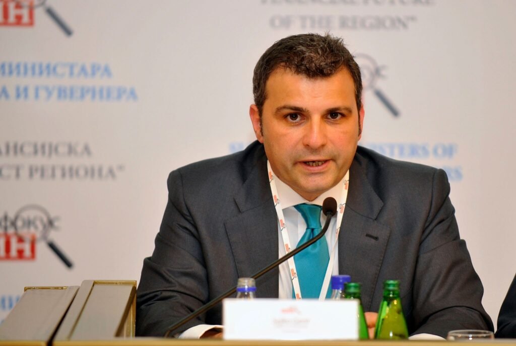 Guvernatori Sejko: Sistemi i pagesave në Euro i ka kursyer shqiptarëve rreth 100 milionë euro
