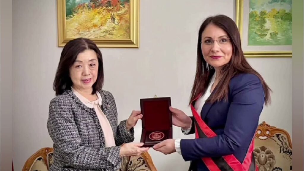 AMBASADORIA JAPONEZE KIKUKO KATO, VIZITË NË BASHKINË LUSHNJE! AMBASADORIA JAPONEZE KIKUKO KATO, VIZITË NË BASHKINË LUSHNJE!