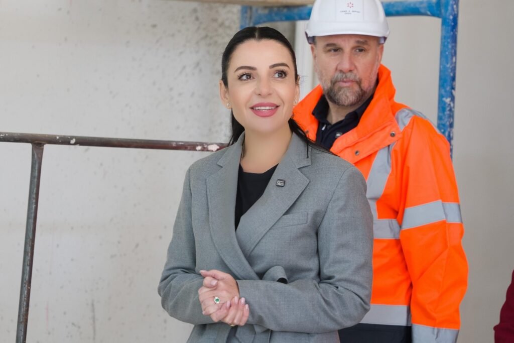 Lushnje: Qendra e artit “Vaçe Zela” – Një investim i rëndësishëm për kulturën dhe artin Lushnje: Qendra e artit “Vaçe Zela” – Një investim i rëndësishëm për kulturën dhe artin