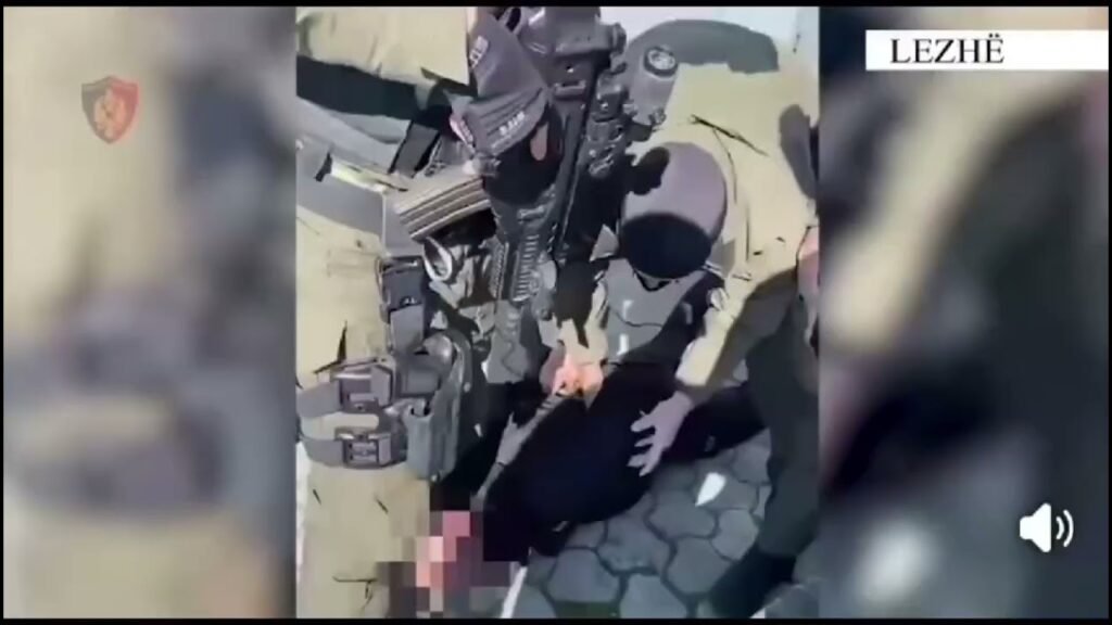 KAPET NGA FORCA SPECIALE “RENEA”, NJË SHTETAS ME RREZIKSHMËRI TË LARTË SHOQËRORE KAPET NGA FORCA SPECIALE “RENEA”, NJË SHTETAS ME RREZIKSHMËRI TË LARTË SHOQËRORE