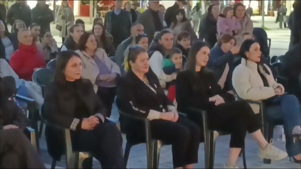 LUSHNJA KREMTON DITËN E VERËS MES RESPEKTIMIT TË TRADITËS DHE AKTIVITETEVE FESTIVE LUSHNJA KREMTON DITËN E VERËS MES RESPEKTIMIT TË TRADITËS DHE AKTIVITETEVE FESTIVE