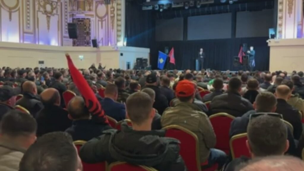 ADRIATIK LAPAJ TAKIM NË LONDËR: VOTA E DIASPORËS, FITORE E “SHQIPËRIA BËHET” ADRIATIK LAPAJ TAKIM NË LONDËR: VOTA E DIASPORËS, FITORE E “SHQIPËRIA BËHET”