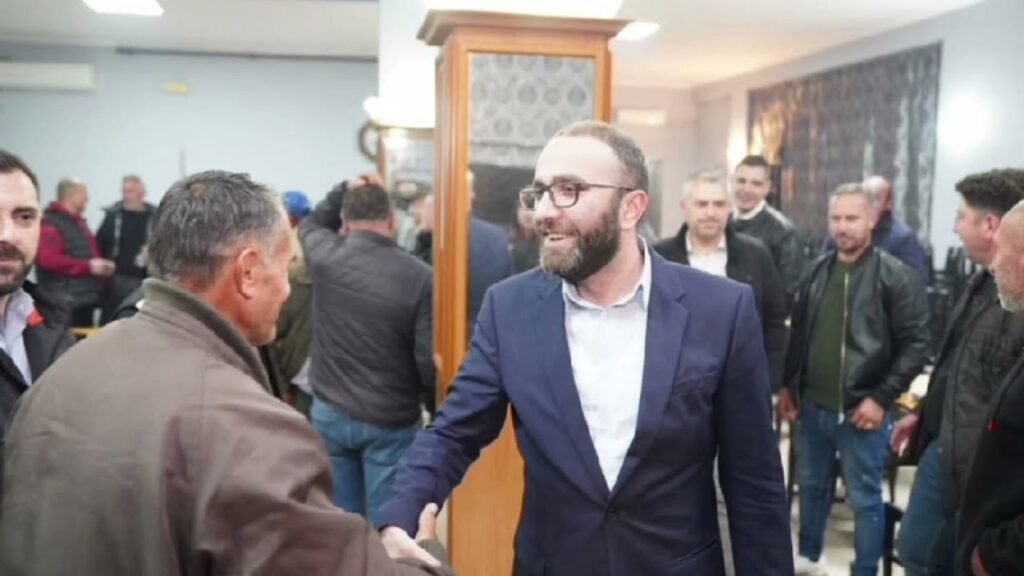 BARDHI DHE KANDIDATËT PËR DEPUTETË TAKIM ME FERMERËT DHE BANORËT E FSHATIT BALLAGAT BARDHI DHE KANDIDATËT PËR DEPUTETË TAKIM ME FERMERËT DHE BANORËT E FSHATIT BALLAGAT