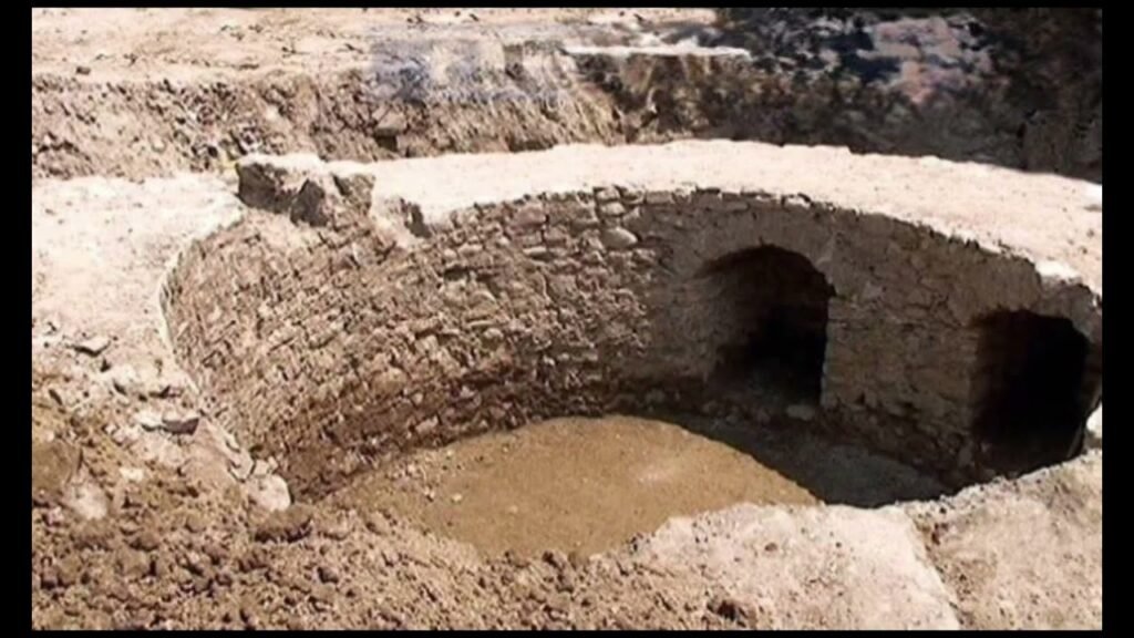 ELBASAN ZBULOHEN RRËNOJAT E NJË KALAJE ELBASAN ZBULOHEN RRËNOJAT E NJË KALAJE