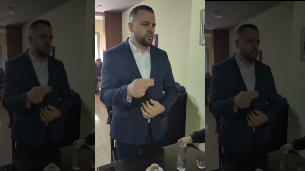 ELTON KORRESHI, KANDIDATI I PS PËR LUSHNJEN, ZHVILLON TAKIM ME PENSIONISTËT ELTON KORRESHI, KANDIDATI I PS PËR LUSHNJEN, ZHVILLON TAKIM ME PENSIONISTËT