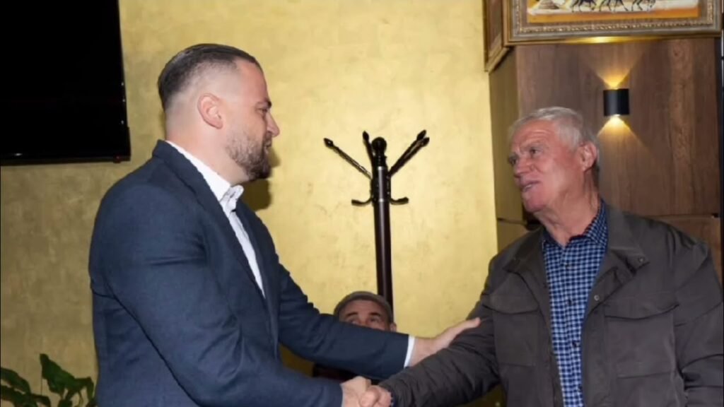 ELTON KORRESHI MES PENSIONISTEVE, VETERANËVE E PASARDHESVE!