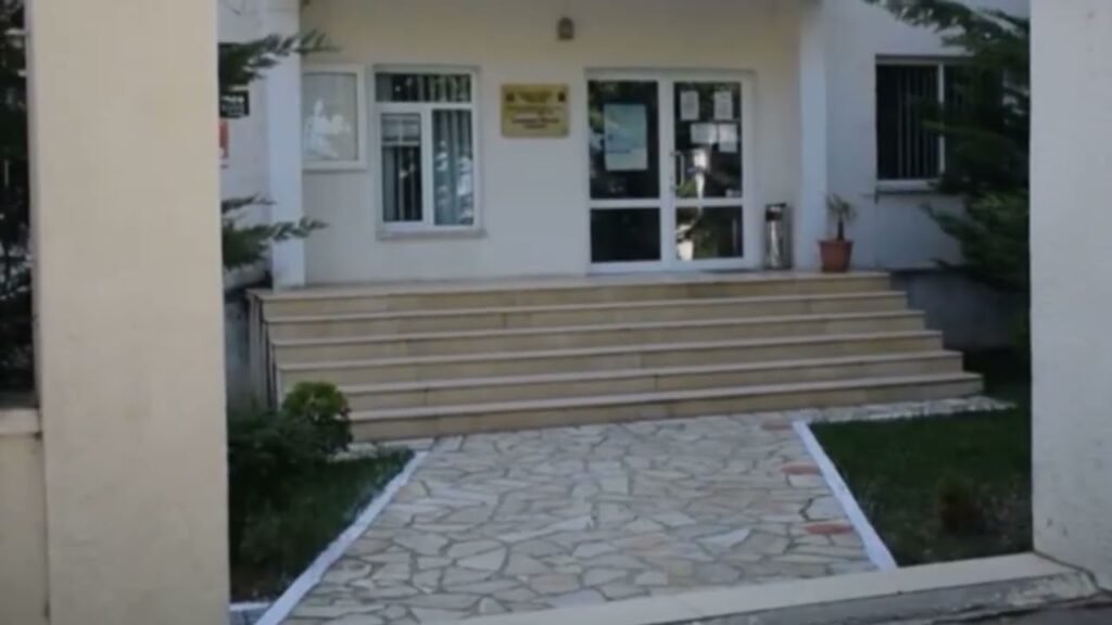 POGRADEC, ARRESTOHET AUTORI PËR VEPRËN PENALE PLAGOSJE E RËNDË ME DASHJE POGRADEC, ARRESTOHET AUTORI PËR VEPRËN PENALE PLAGOSJE E RËNDË ME DASHJE