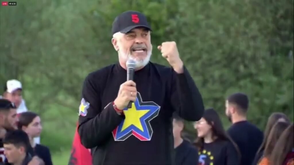 Edi Rama:”Kini parasysh që BE është një shtëpi të pasurish, nuk e mban derën hapur gjithë kohës” Edi Rama:”Kini parasysh që BE është një shtëpi të pasurish, nuk e mban derën hapur gjithë kohës”