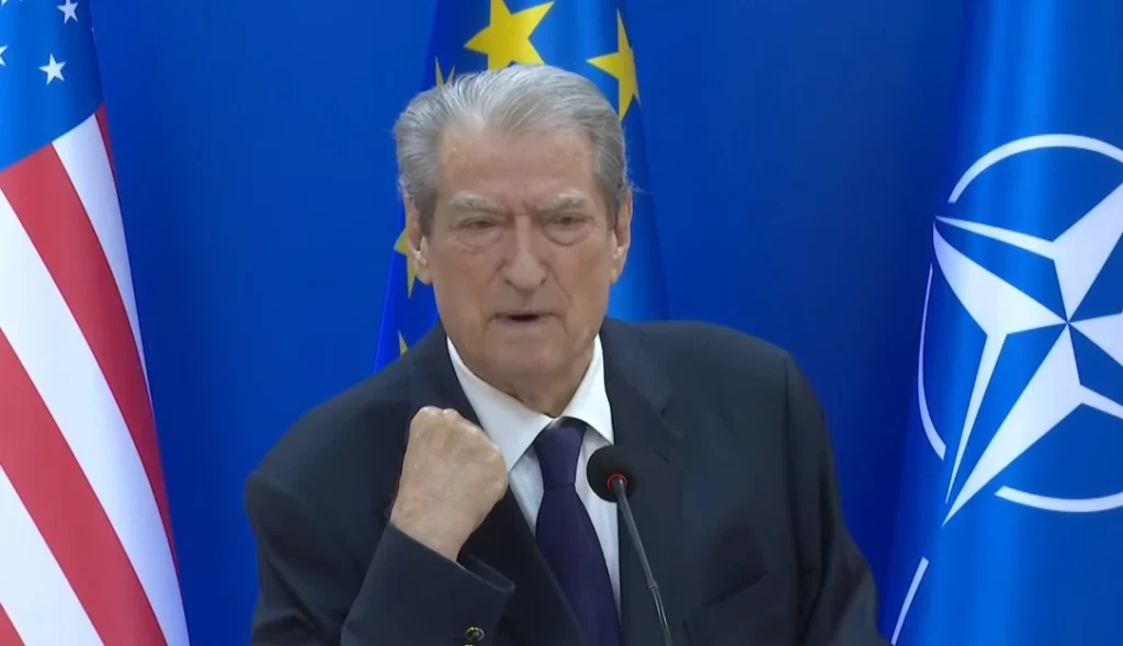 Denoncimi i zgjedhjeve nga Sali Berisha, akuza të rënda për qeverinë Rama Denoncimi i zgjedhjeve nga Sali Berisha, akuza të rënda për qeverinë Rama