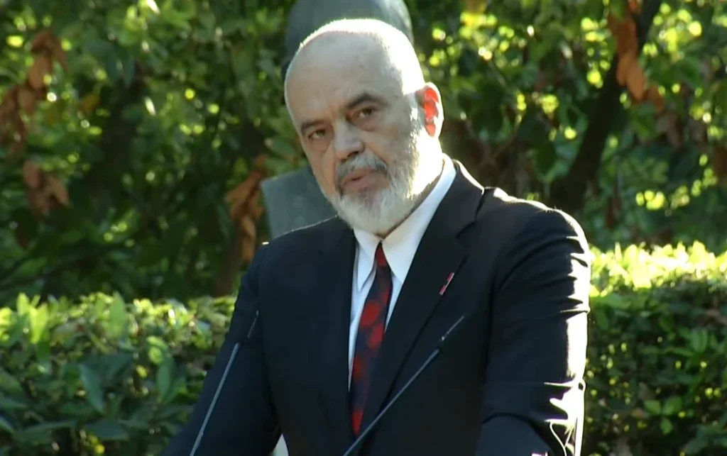 Edi Rama LIVE/ Me deputetët e deputetet e Partisë Socialiste Edi Rama LIVE/ Me deputetët e deputetet e Partisë Socialiste