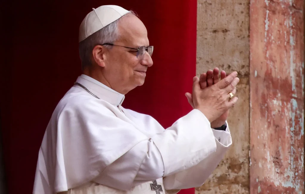 Papa Leoni XIV kërkon hapjen e korridoreve humanitare për Gazën në apel të drejtpërdrejtë ndaj Izraelit Papa Leoni XIV kërkon hapjen e korridoreve humanitare për Gazën në apel të drejtpërdrejtë ndaj Izraelit