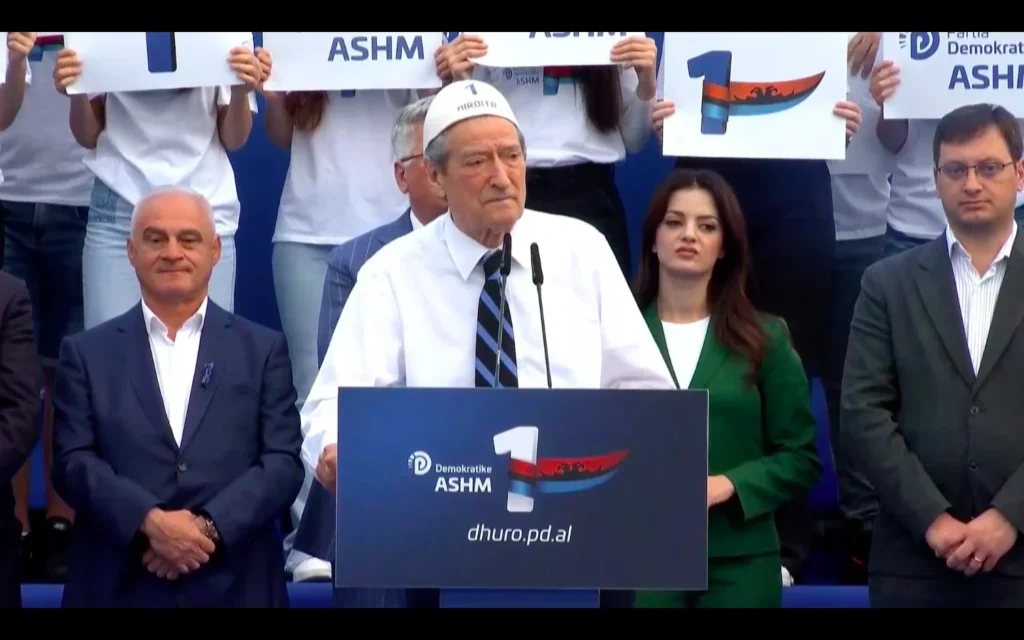 LIVE: Takim përmbyllës të fushatës elektorale për ”PD-ASHM” në Mirditë. LIVE: Takim përmbyllës të fushatës elektorale për ”PD-ASHM” në Mirditë.