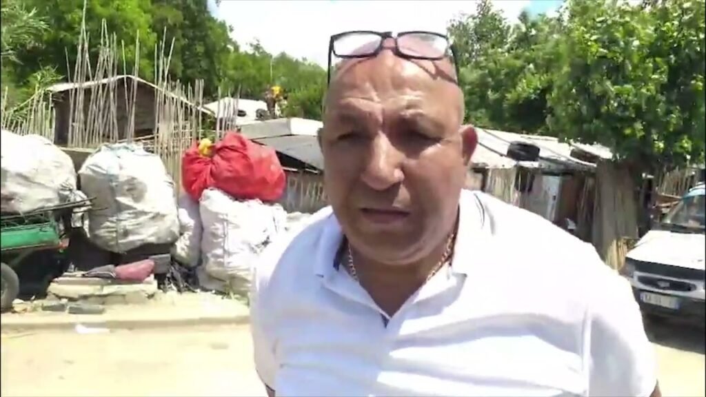 KOMUNITETI ROM NË LEVAN KËRKON INVESTIME KOMUNITETI ROM NË LEVAN KËRKON INVESTIME
