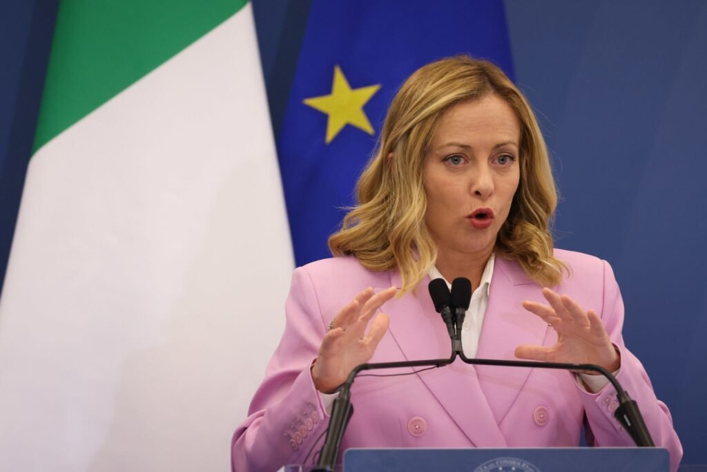 Modeli italian me Shqipërinë si zgjidhje e re për procedurat e azilit jashtë BE-së?