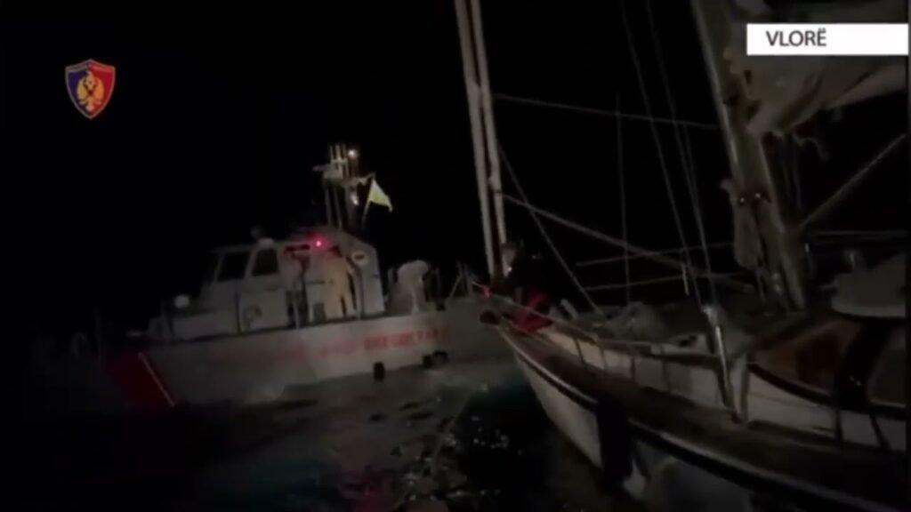 Policia kufitare e Vlorës, bashkë me rojen bregdetare u erdhën në ndihmë disa shtetasve të huaj Policia kufitare e Vlorës, bashkë me rojen bregdetare u erdhën në ndihmë disa shtetasve të huaj