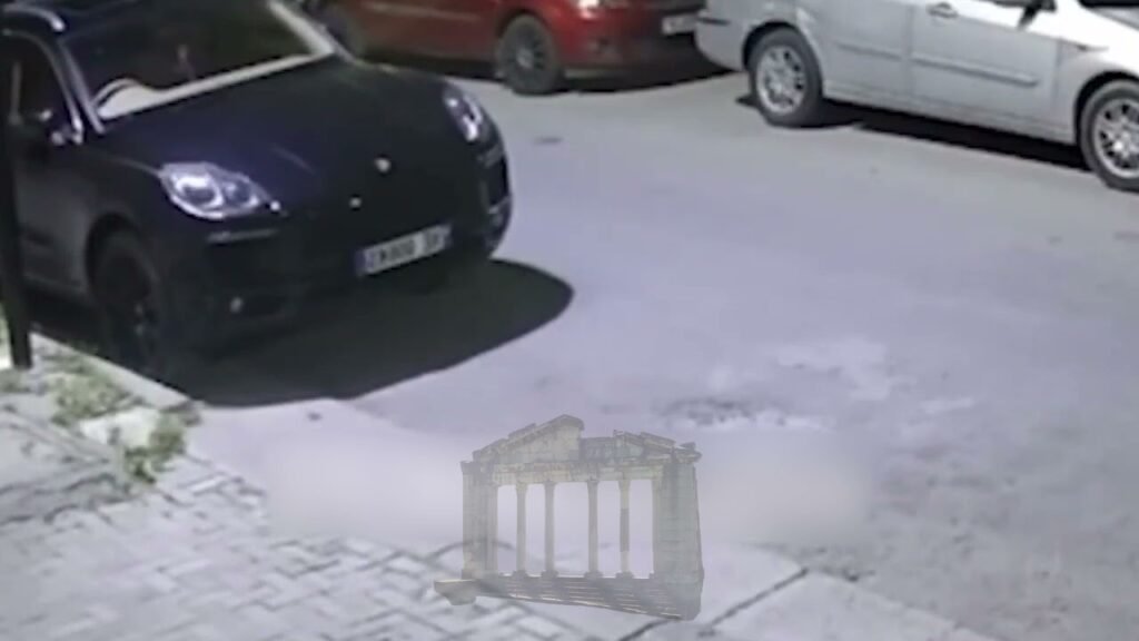 Atentati në Durrës tronditi qytetin, identifikohen të dyshuarit dhe zbardhen detajet e ngjarjes Atentati në Durrës tronditi qytetin, identifikohen të dyshuarit dhe zbardhen detajet e ngjarjes