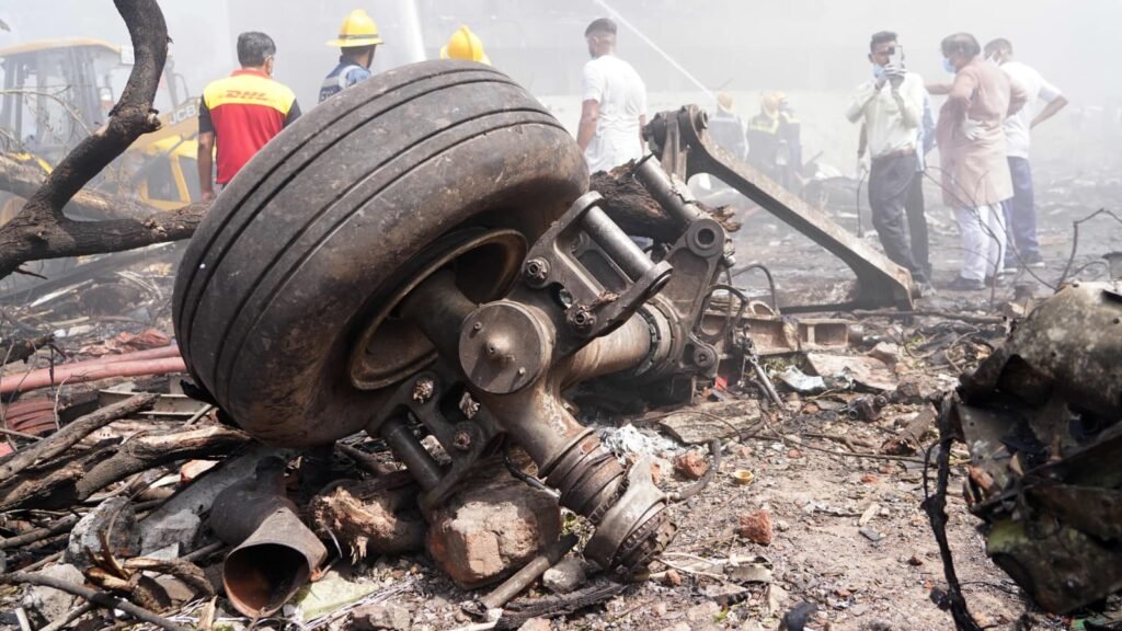 Tragjedi ajrore në Indi: rritet numri i viktimave nga rrëzimi i avionit të Air India në Ahmedabad Tragjedi ajrore në Indi: rritet numri i viktimave nga rrëzimi i avionit të Air India në Ahmedabad