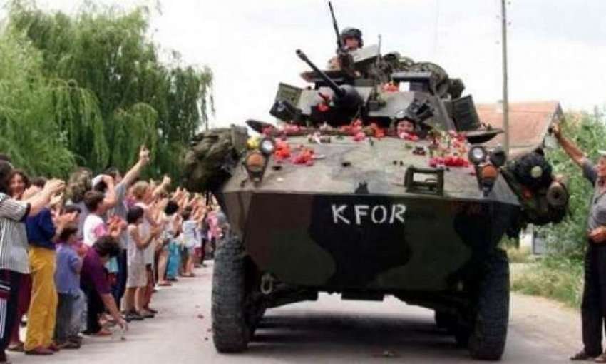 Hyrja historike e NATO-s në Kosovë më 12 qershor 1999 dhe fundi i luftës dyvjeçare Hyrja historike e NATO-s në Kosovë më 12 qershor 1999 dhe fundi i luftës dyvjeçare