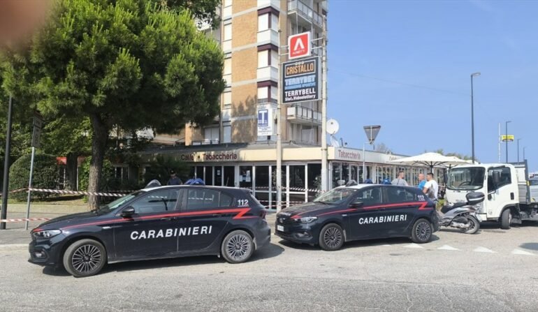 Plagosje e rëndë në Lido Adriano, përplasja mes shqiptarit dhe maqedonasit trondit zonën e Ravenës Plagosje e rëndë në Lido Adriano, përplasja mes shqiptarit dhe maqedonasit trondit zonën e Ravenës