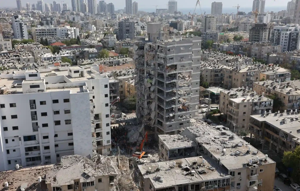 Rritet tensioni në Lindjen e Mesme, Irani lëshon raketa drejt Izraelit dhe ngre alarmin në Tel Aviv dhe Jerusalem Rritet tensioni në Lindjen e Mesme, Irani lëshon raketa drejt Izraelit dhe ngre alarmin në Tel Aviv dhe Jerusalem