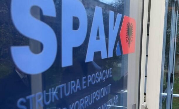 SPAK kërkon burg për Lleshin: premtim për punësim kundrejt 400 mijë lekëve në Fier, përmes lidhjeve familjare SPAK kërkon burg për Lleshin: premtim për punësim kundrejt 400 mijë lekëve në Fier, përmes lidhjeve familjare