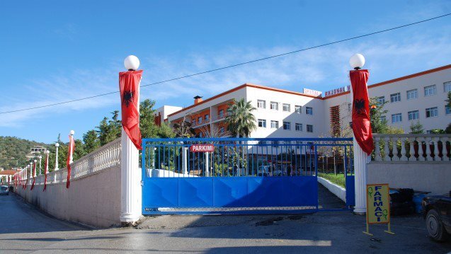 E reja plagoset me armë zjarri në Vlorë, dërgohet në spital në gjendje të vetëdijshme E reja plagoset me armë zjarri në Vlorë, dërgohet në spital në gjendje të vetëdijshme