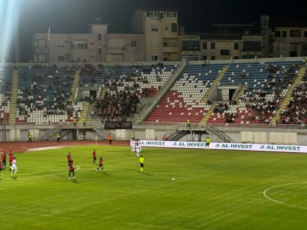 Vllaznia triumfon në Shkodër, fiton 2-1 ndaj Vikingur në Conference League