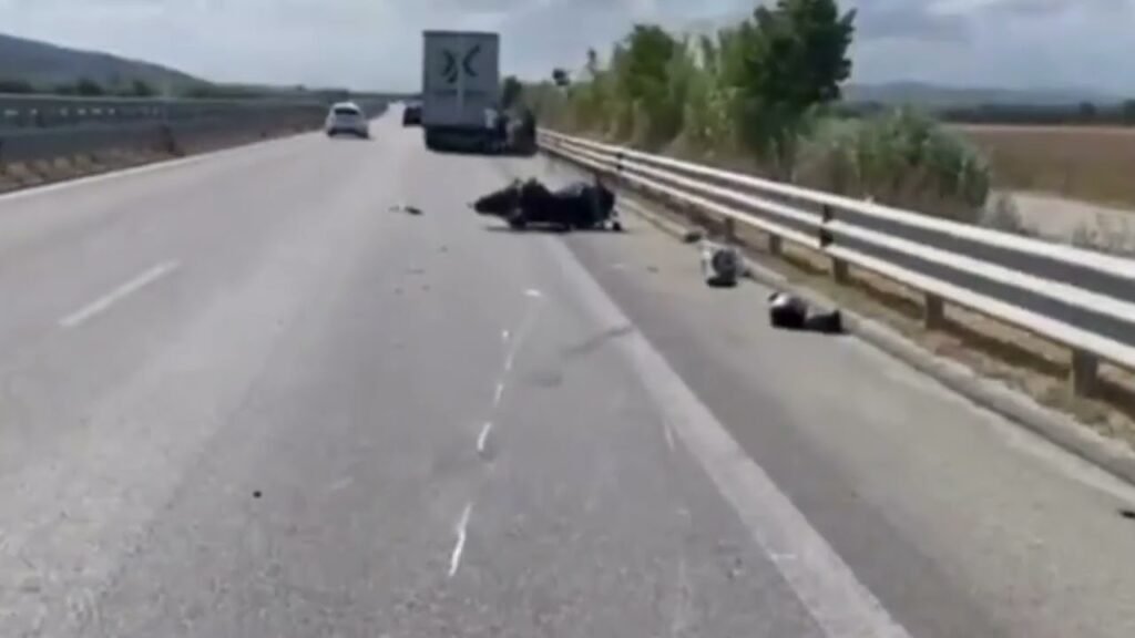 Aksident i rëndë në autostradën Fier-Vlorë, përplaset motori