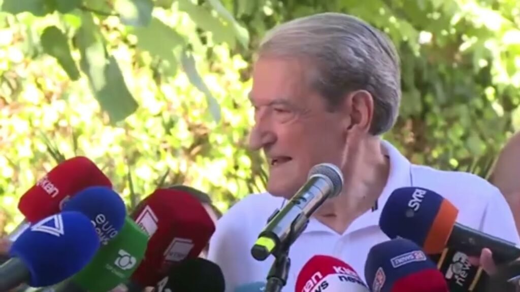 Berisha akuzoi se pas manipulimeve më 11 maj disa individë po shpërblehen me leje ndërtimi për kulla