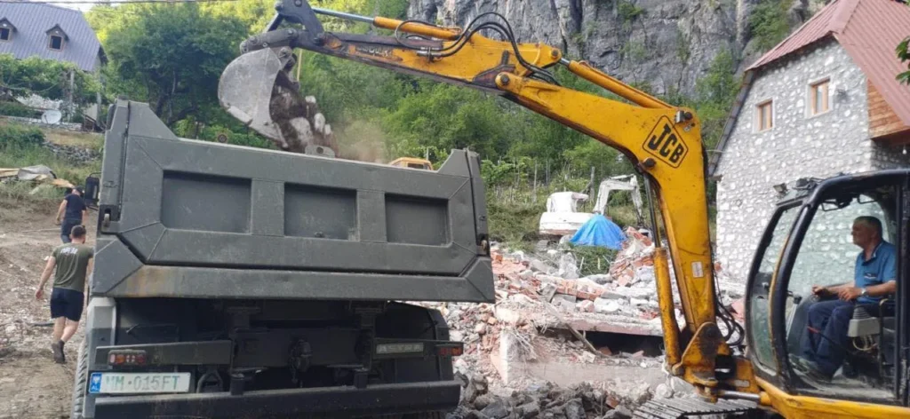 Banorët e Thethit në mbrojtje të tokave: askush s’mund të ndërtojë në Dukagjin pa lejen tonë