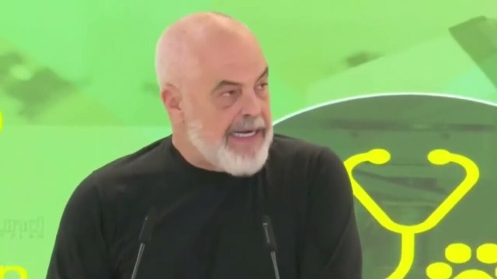 Kryeministri Edi Rama në aktivitetin për Universitetin Bujqësor të Tiranës Kryeministri Edi Rama në aktivitetin për Universitetin Bujqësor të Tiranës