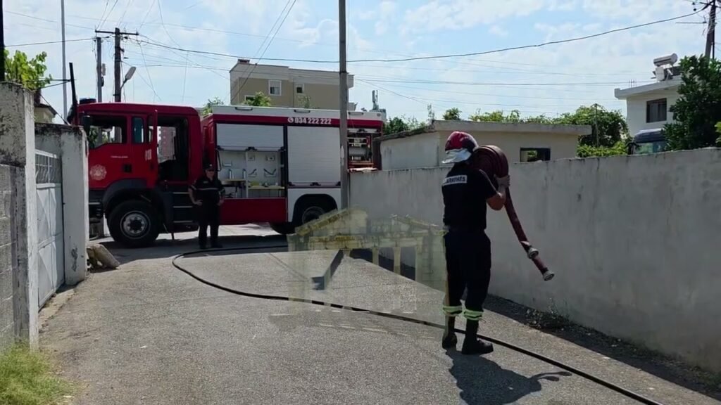 Zjarri në një banesë në Çeligrad nxjerr në pah rrezikun e instalimeve elektrike të vjetruara Zjarri në një banesë në Çeligrad nxjerr në pah rrezikun e instalimeve elektrike të vjetruara