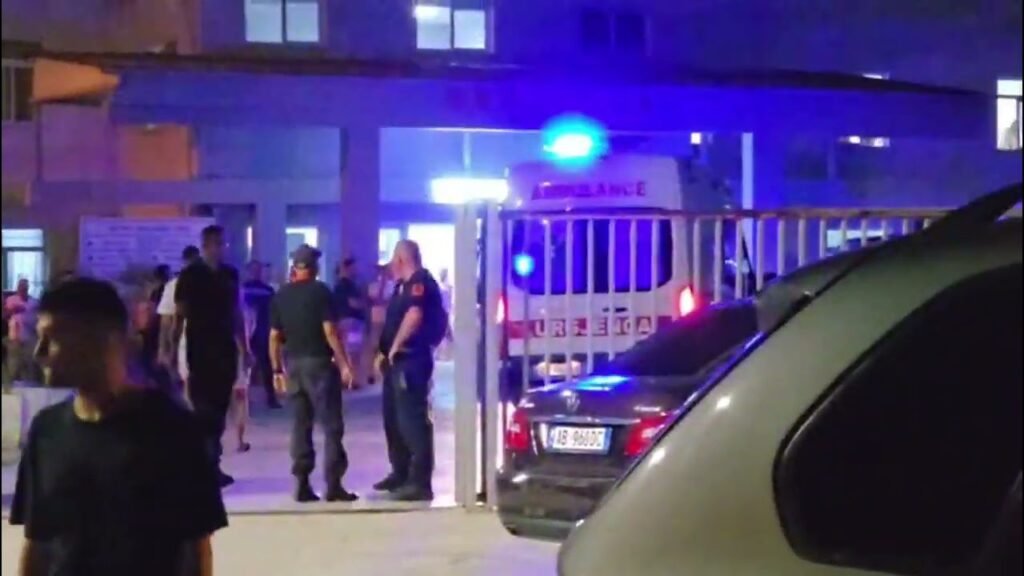 “Avash se na shtype me makinë”-Ky ka qënë motivi i konfliktit të çastit mes dy të rinjve në Fier