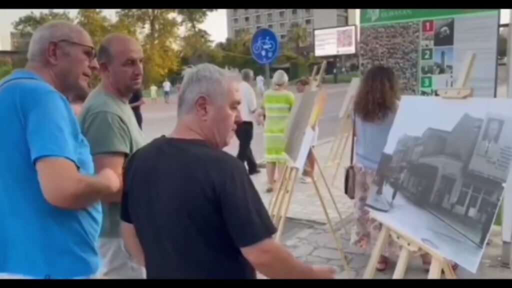 “Elbasani në 100 vjet”, ekspozita përgjatë mureve të kalasë së qytetit “Elbasani në 100 vjet”, ekspozita përgjatë mureve të kalasë së qytetit