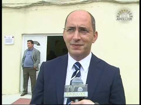 Emisioni “Hapur” nga Petref Velçani, i ftuar avokati i popullit Igli Totozani 15.06.2012