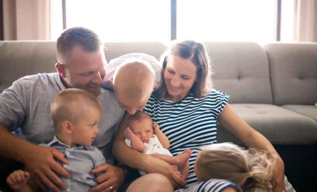 Skandaloze! Shqipëria shumë mbrapa Europës në mbështetjen për familjet Skandaloze! Shqipëria shumë mbrapa Europës në mbështetjen për familjet