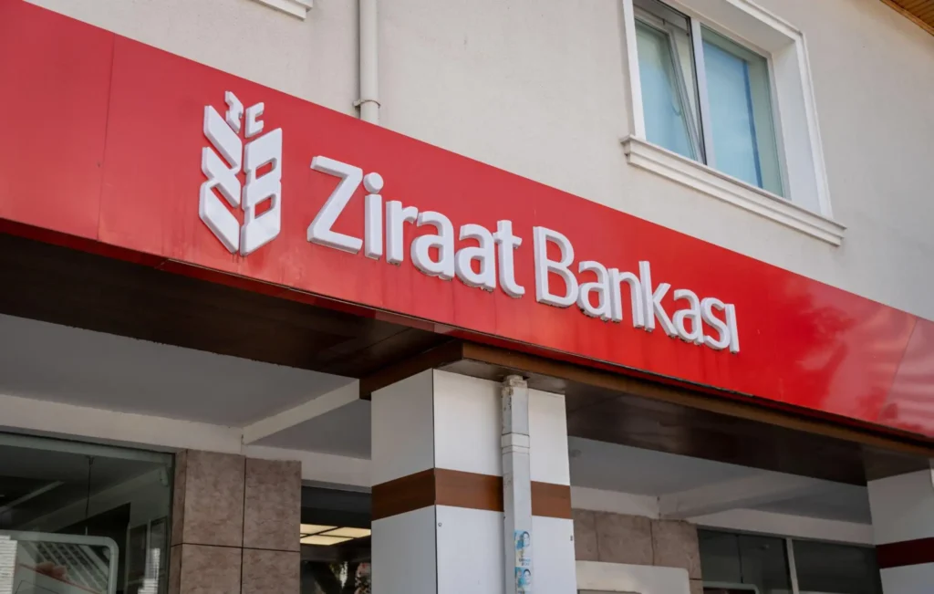 Ziraat hap dyert në Shqipëri, banka turke merr licencën pas 20 vjetësh Ziraat hap dyert në Shqipëri, banka turke merr licencën pas 20 vjetësh