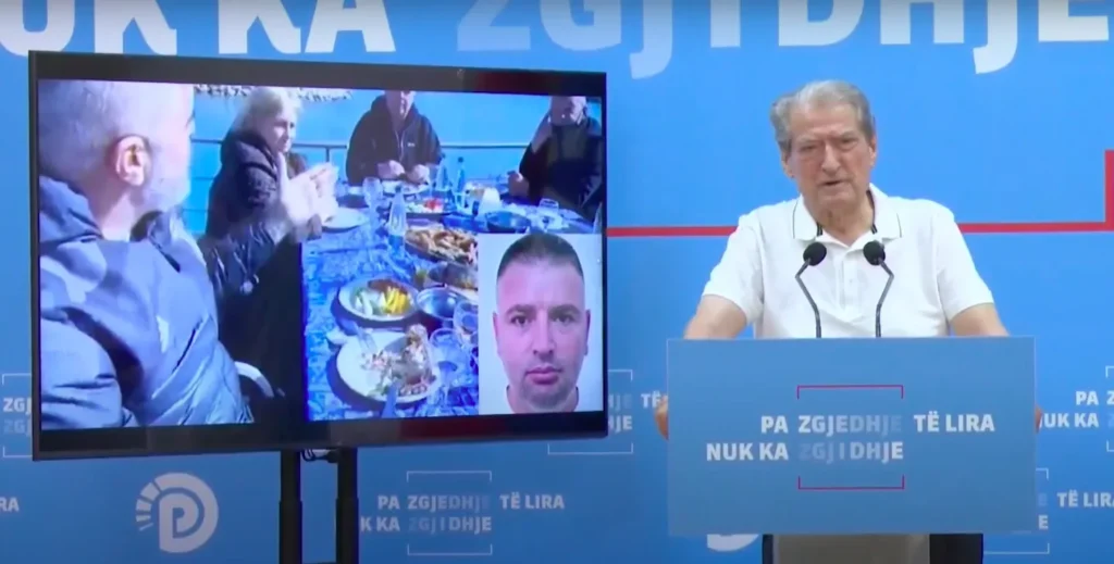 Akuzat e Berishës për lidhjet e qeverisë me trafikimin e drogës dhe kontrollin e porteve Akuzat e Berishës për lidhjet e qeverisë me trafikimin e drogës dhe kontrollin e porteve
