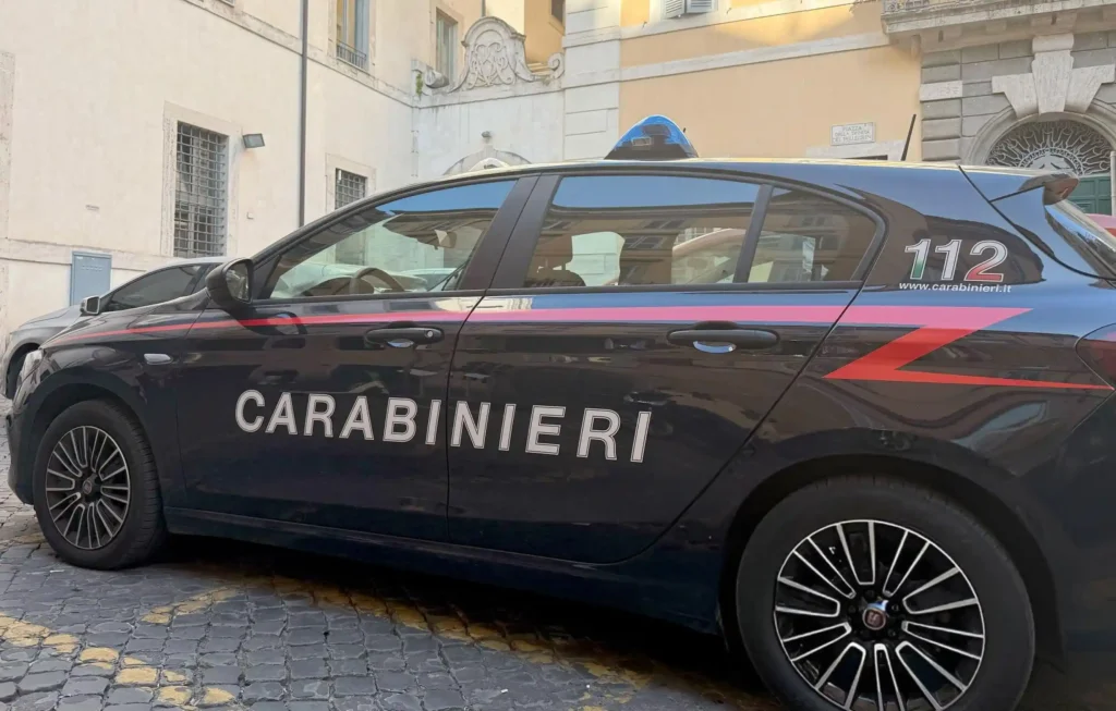 Shqiptari plagos policin gjatë tentativës për t’i shpëtuar arrestimit në Itali