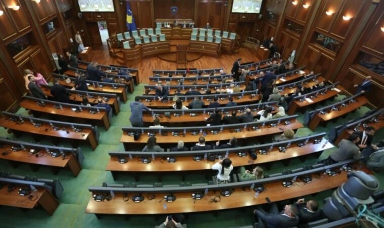 Gjykata detyron Kuvendin të përfundojë konstituimin