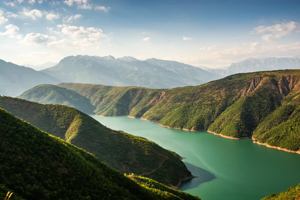 Kriza e ujit kërcënon Fierzën dhe energjinë
