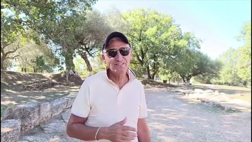 APOLLONIA ANTIKE NË FUNDJAVË, DHJETËRA VIZITORË TË HUAJ DHE VENDAS