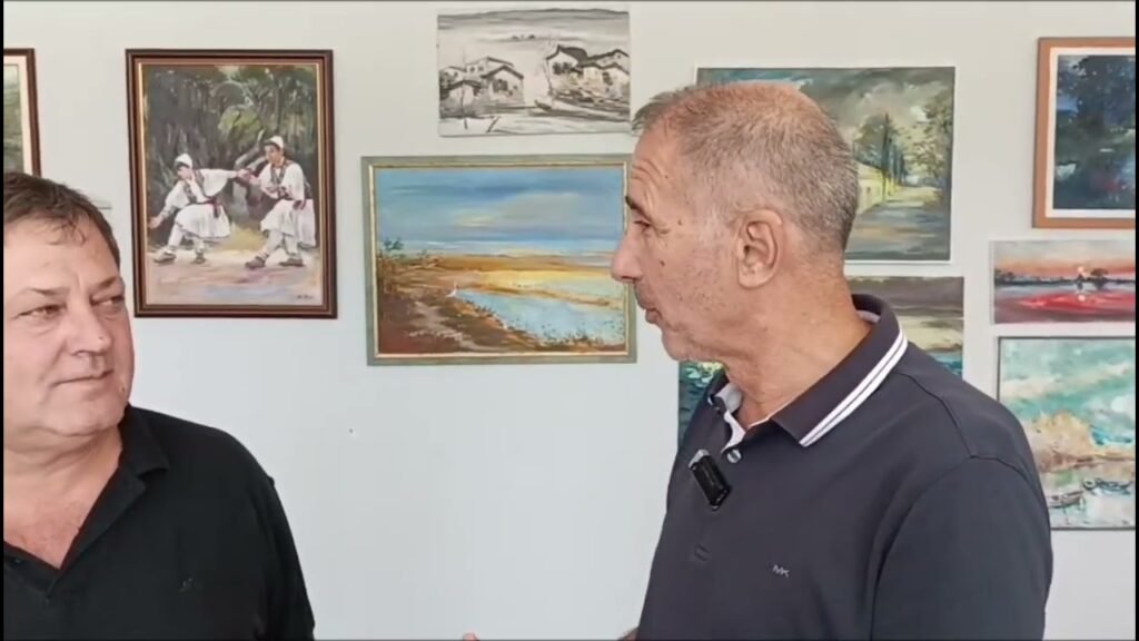 Ekspozita “Magjia e Ngjyrave” e piktorit Kastriot Boriçi u çel në Qendrën Kulturore të Divjakës